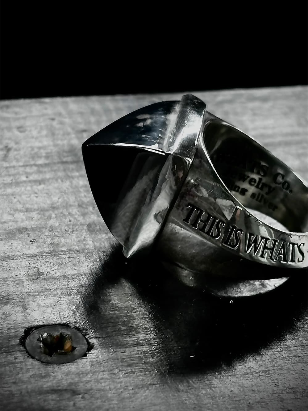 PYRAMID SILVER RING